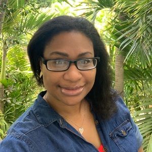 Meet your Posher, Liz